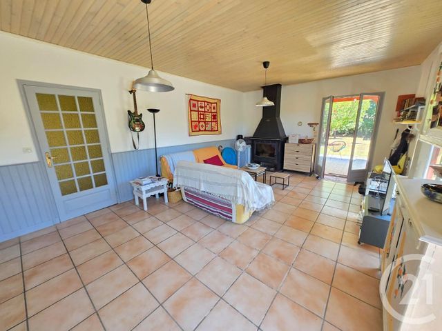 Afficher la photo en grand maison à vendre - 3 pièces - 87.37 m2 - VENDAYS MONTALIVET - 33 - AQUITAINE - Century 21 Agence Biran