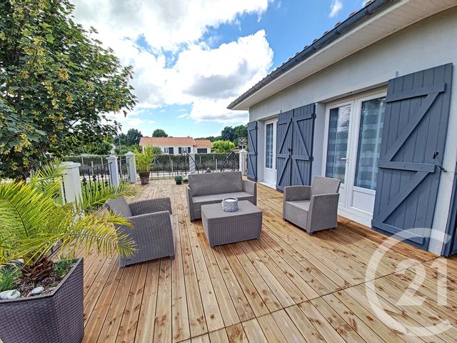 Afficher la photo en grand maison à vendre - 8 pièces - 286.06 m2 - VENSAC - 33 - AQUITAINE - Century 21 Agence Biran