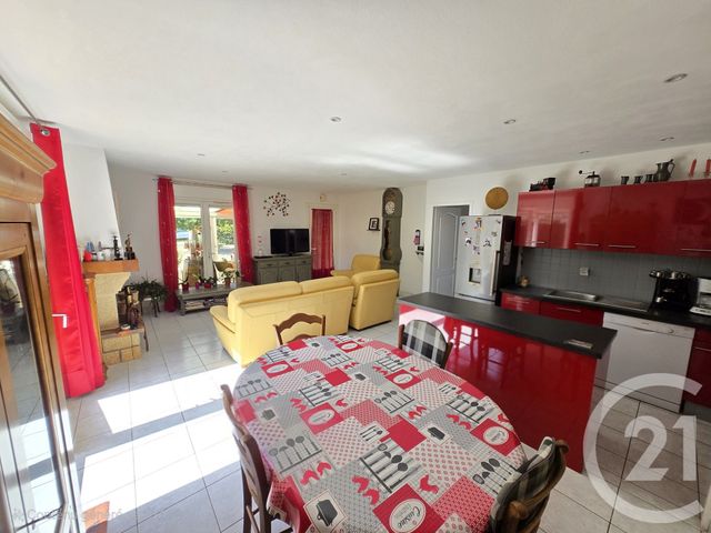 Afficher la photo en grand maison à vendre - 5 pièces - 107.43 m2 - VENDAYS MONTALIVET - 33 - AQUITAINE - Century 21 Agence Biran