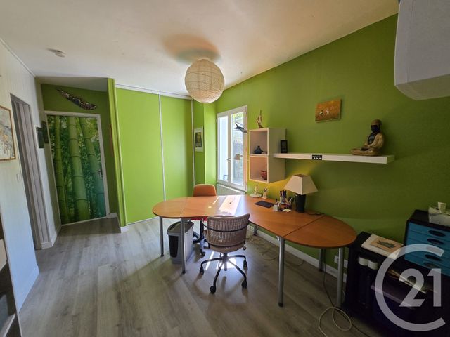 maison à vendre - 5 pièces - 136.77 m2 - JAU DIGNAC ET LOIRAC - 33 - AQUITAINE - Century 21 Agence Biran