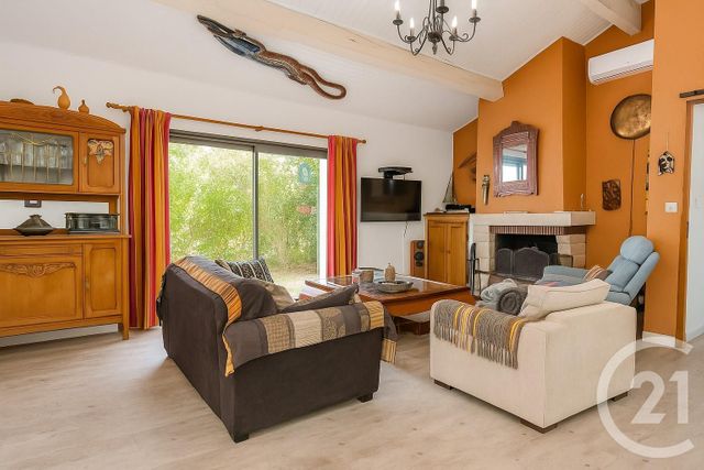 maison à vendre - 5 pièces - 136.77 m2 - JAU DIGNAC ET LOIRAC - 33 - AQUITAINE - Century 21 Agence Biran