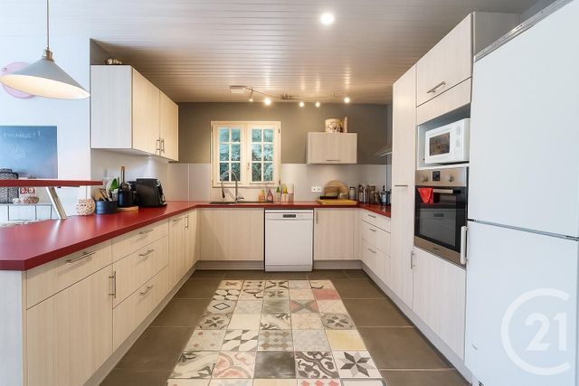 maison à vendre - 5 pièces - 136.77 m2 - JAU DIGNAC ET LOIRAC - 33 - AQUITAINE - Century 21 Agence Biran