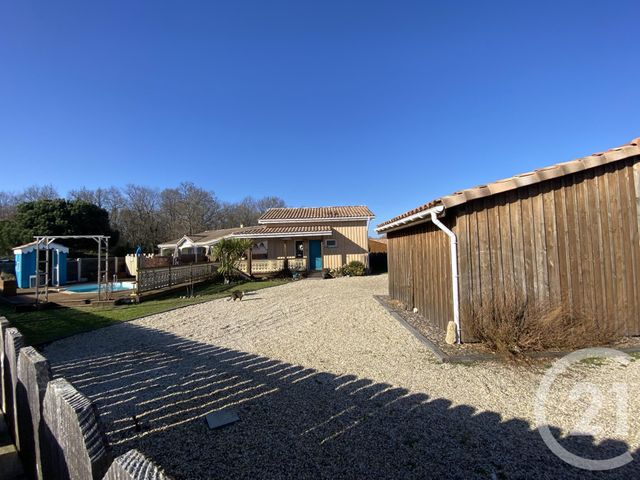 Afficher la photo en grand maison à vendre - 4 pièces - 104.93 m2 - VENDAYS MONTALIVET - 33 - AQUITAINE - Century 21 Agence Biran