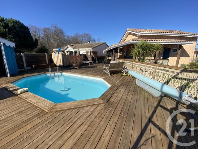 Afficher la photo en grand maison à vendre - 4 pièces - 104.93 m2 - VENDAYS MONTALIVET - 33 - AQUITAINE - Century 21 Agence Biran