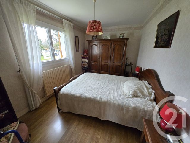 Afficher la photo en grand maison à vendre - 6 pièces - 120.43 m2 - JAU DIGNAC ET LOIRAC - 33 - AQUITAINE - Century 21 Agence Biran