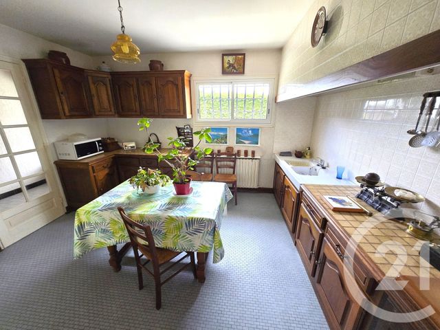 Afficher la photo en grand maison à vendre - 6 pièces - 120.43 m2 - JAU DIGNAC ET LOIRAC - 33 - AQUITAINE - Century 21 Agence Biran