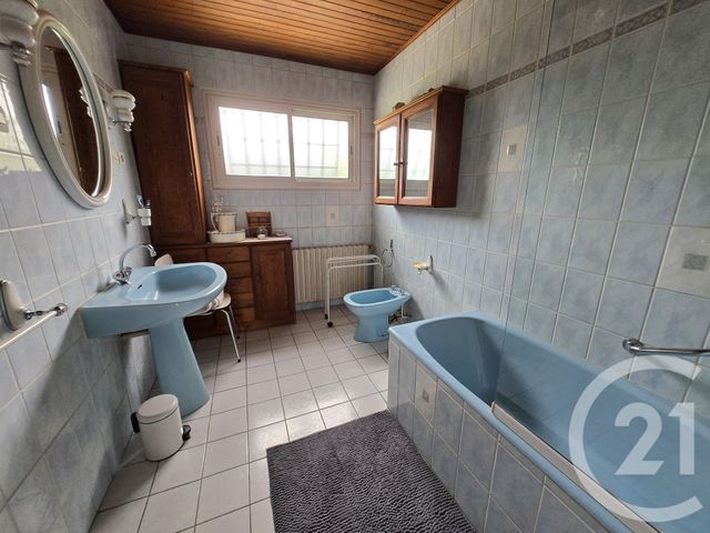 Afficher la photo en grand maison à vendre - 6 pièces - 120.43 m2 - JAU DIGNAC ET LOIRAC - 33 - AQUITAINE - Century 21 Agence Biran