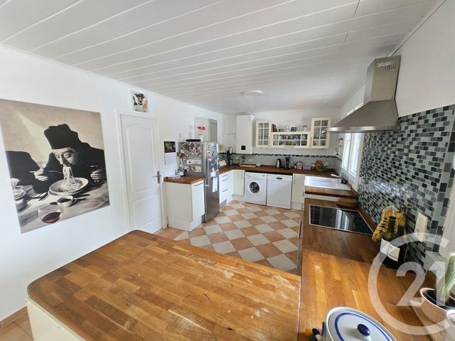 maison à vendre - 5 pièces - 134.86 m2 - VENDAYS MONTALIVET - 33 - AQUITAINE - Century 21 Agence Biran