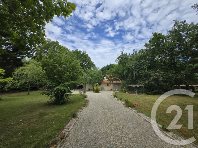 maison à vendre - 5 pièces - 134.86 m2 - VENDAYS MONTALIVET - 33 - AQUITAINE - Century 21 Agence Biran