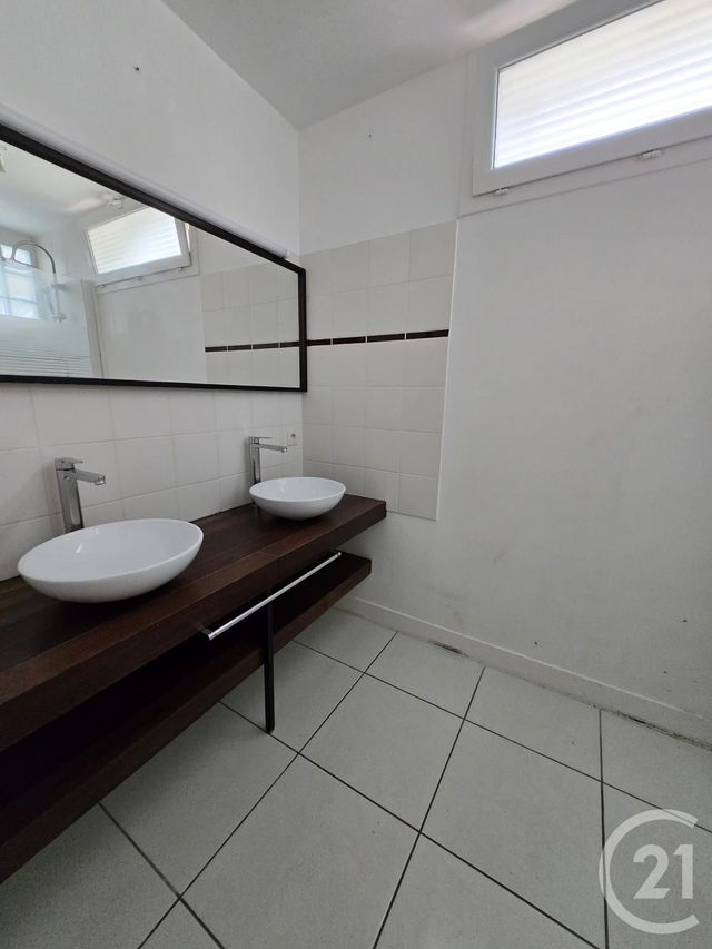 maison à vendre - 6 pièces - 176.73 m2 - VENDAYS MONTALIVET - 33 - AQUITAINE - Century 21 Agence Biran