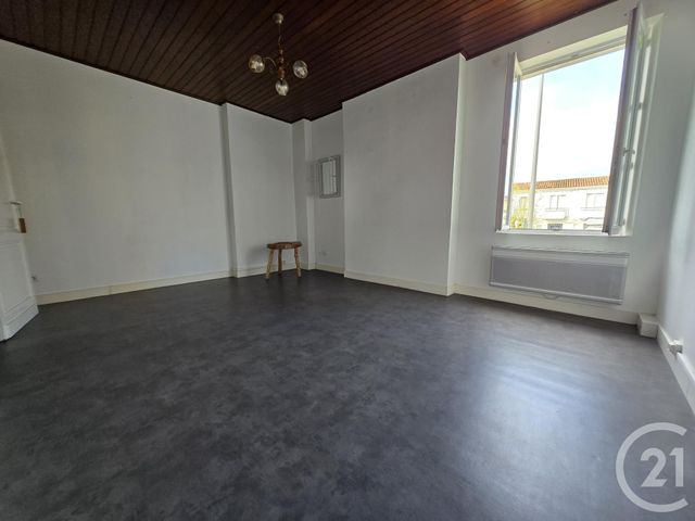 maison à vendre - 6 pièces - 176.73 m2 - VENDAYS MONTALIVET - 33 - AQUITAINE - Century 21 Agence Biran