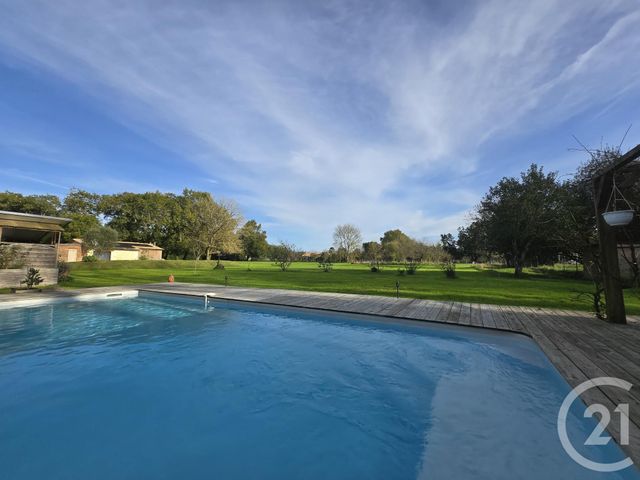 maison à vendre - 7 pièces - 333.65 m2 - JAU DIGNAC ET LOIRAC - 33 - AQUITAINE - Century 21 Agence Biran