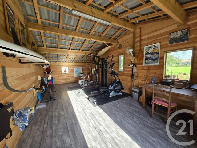 maison à vendre - 7 pièces - 333.65 m2 - JAU DIGNAC ET LOIRAC - 33 - AQUITAINE - Century 21 Agence Biran