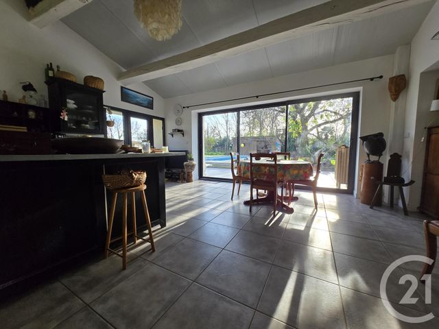 maison à vendre - 7 pièces - 333.65 m2 - JAU DIGNAC ET LOIRAC - 33 - AQUITAINE - Century 21 Agence Biran