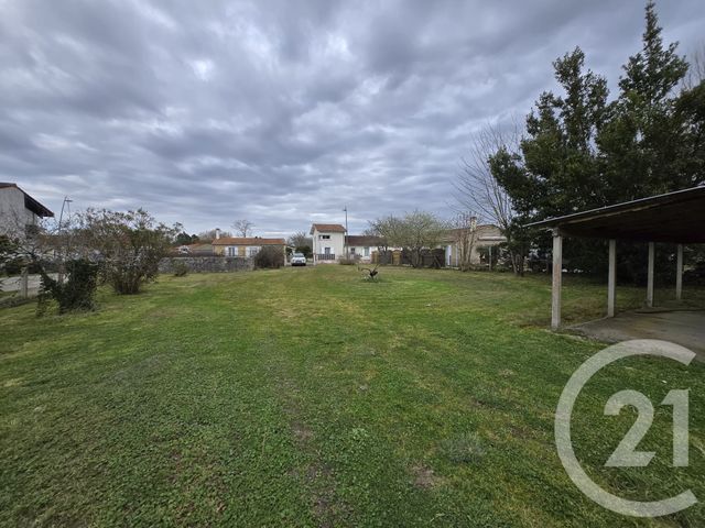 terrain à vendre - 780.0 m2 - VENDAYS MONTALIVET - 33 - AQUITAINE - Century 21 Agence Biran