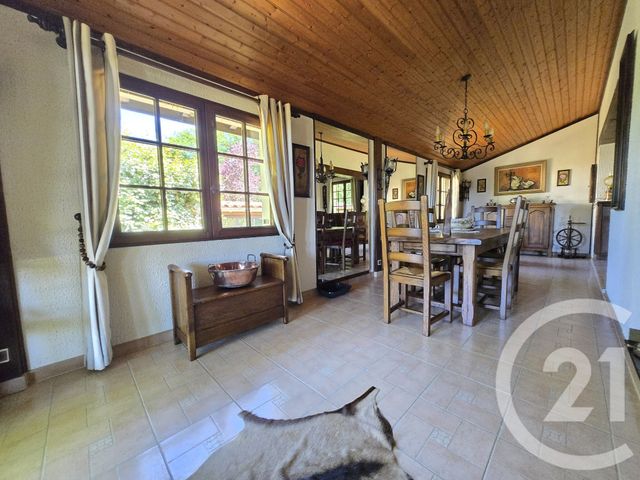 Afficher la photo en grand maison à vendre - 6 pièces - 130.26 m2 - VENDAYS MONTALIVET - 33 - AQUITAINE - Century 21 Agence Biran