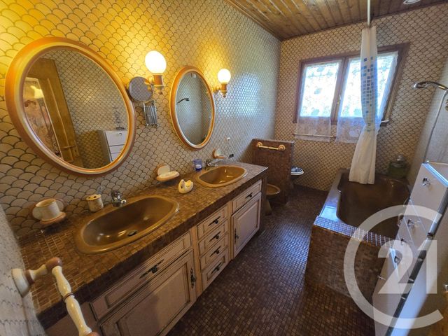 Afficher la photo en grand maison à vendre - 6 pièces - 154.2 m2 - VENDAYS MONTALIVET - 33 - AQUITAINE - Century 21 Agence Biran