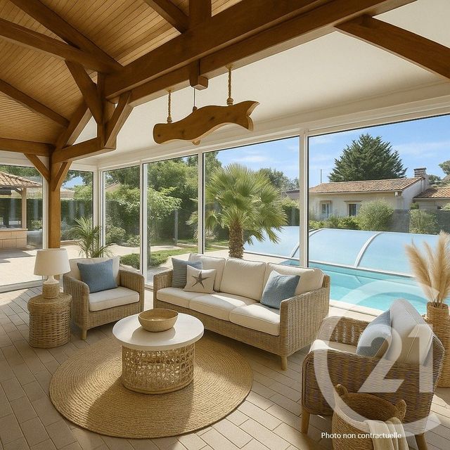 Afficher la photo en grand maison à vendre - 6 pièces - 154.2 m2 - VENDAYS MONTALIVET - 33 - AQUITAINE - Century 21 Agence Biran