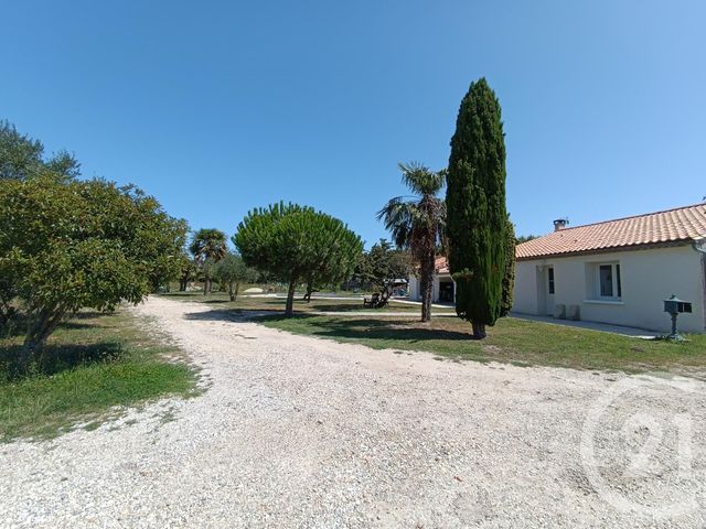 maison à vendre - 5 pièces - 150.67 m2 - JAU DIGNAC ET LOIRAC - 33 - AQUITAINE - Century 21 Agence Biran