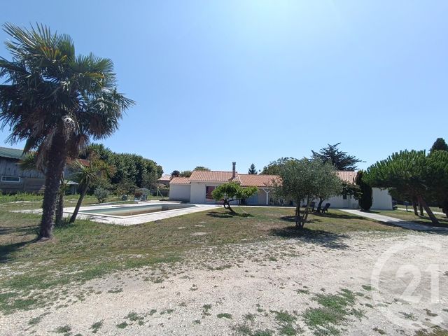 maison à vendre - 5 pièces - 150.67 m2 - JAU DIGNAC ET LOIRAC - 33 - AQUITAINE - Century 21 Agence Biran