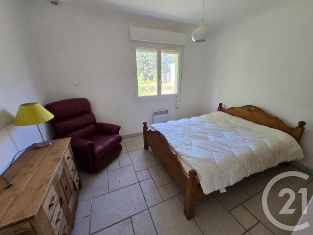 Afficher la photo en grand maison à vendre - 4 pièces - 74.0 m2 - VENDAYS MONTALIVET - 33 - AQUITAINE - Century 21 Agence Biran