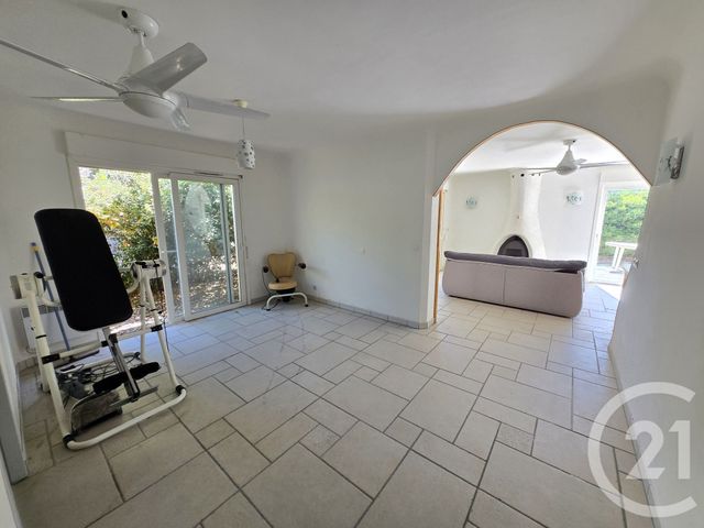 Afficher la photo en grand maison à vendre - 4 pièces - 74.0 m2 - VENDAYS MONTALIVET - 33 - AQUITAINE - Century 21 Agence Biran