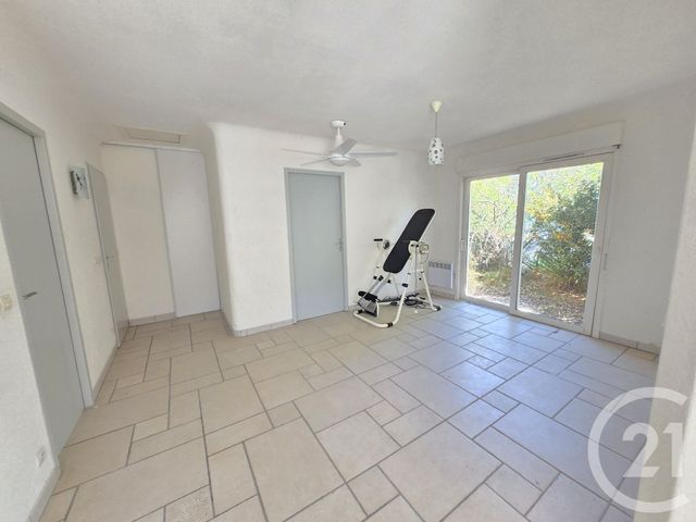 Afficher la photo en grand maison à vendre - 4 pièces - 74.0 m2 - VENDAYS MONTALIVET - 33 - AQUITAINE - Century 21 Agence Biran