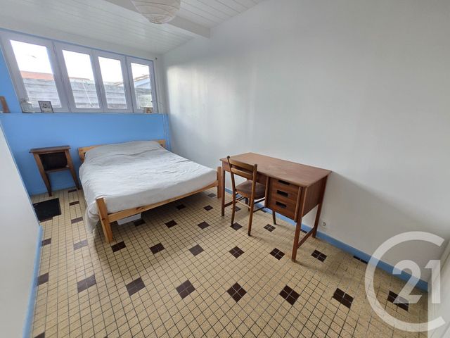 Afficher la photo en grand maison à vendre - 5 pièces - 90.97 m2 - VENDAYS MONTALIVET - 33 - AQUITAINE - Century 21 Agence Biran