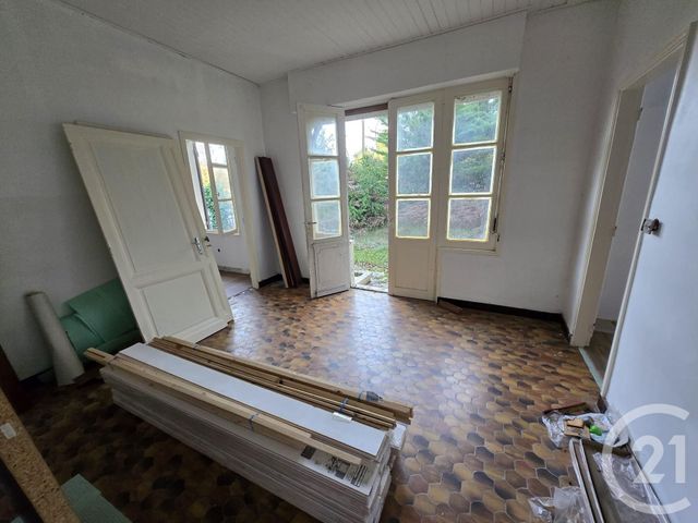 maison à vendre - 7 pièces - 105.22 m2 - VENDAYS MONTALIVET - 33 - AQUITAINE - Century 21 Agence Biran