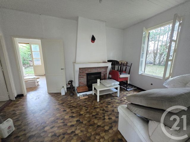 maison à vendre - 7 pièces - 105.22 m2 - VENDAYS MONTALIVET - 33 - AQUITAINE - Century 21 Agence Biran