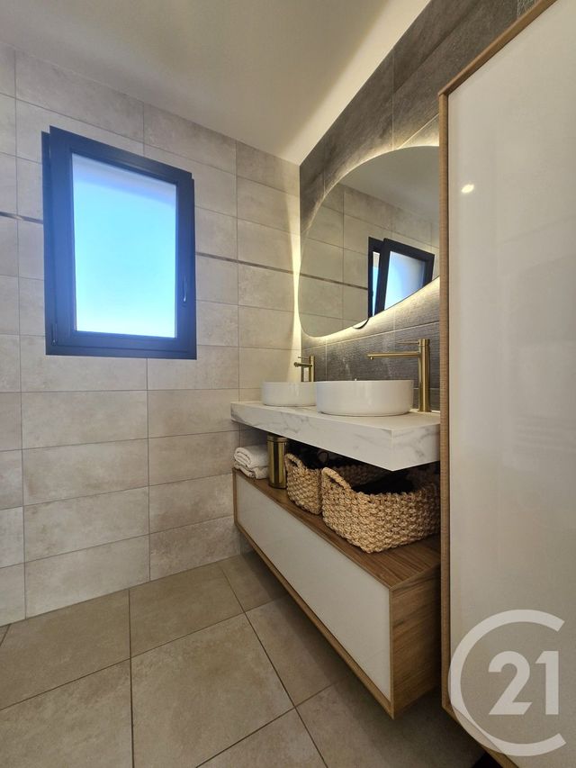 Afficher la photo en grand maison à vendre - 6 pièces - 123.0 m2 - VENSAC - 33 - AQUITAINE - Century 21 Agence Biran