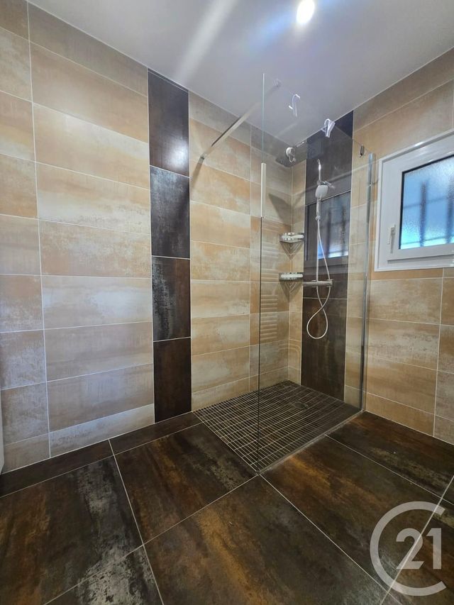 Afficher la photo en grand maison à vendre - 6 pièces - 150.69 m2 - VENDAYS MONTALIVET - 33 - AQUITAINE - Century 21 Agence Biran