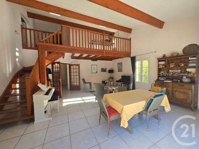 Afficher la photo en grand maison à vendre - 6 pièces - 150.69 m2 - VENDAYS MONTALIVET - 33 - AQUITAINE - Century 21 Agence Biran