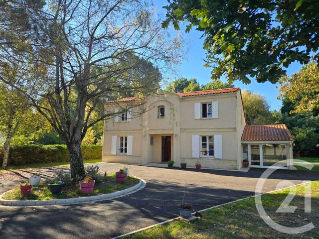 Afficher la photo en grand maison à vendre - 6 pièces - 150.69 m2 - VENDAYS MONTALIVET - 33 - AQUITAINE - Century 21 Agence Biran