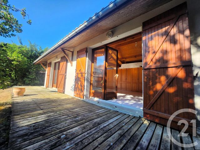 maison à vendre - 7 pièces - 220.13 m2 - VENDAYS MONTALIVET - 33 - AQUITAINE - Century 21 Agence Biran