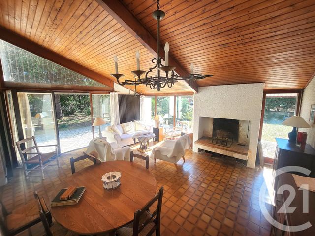 maison à vendre - 7 pièces - 220.13 m2 - VENDAYS MONTALIVET - 33 - AQUITAINE - Century 21 Agence Biran