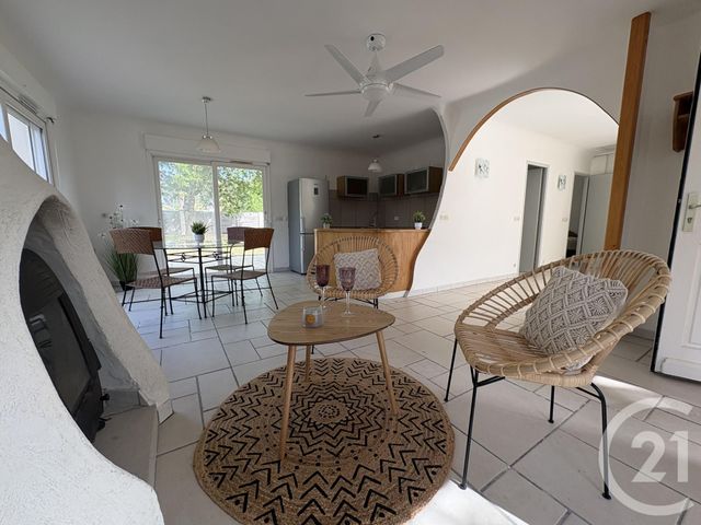 maison à vendre - 4 pièces - 74.0 m2 - VENDAYS MONTALIVET - 33 - AQUITAINE - Century 21 Agence Biran